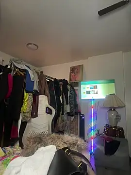 Motherbigbus online show from March 13, 8:19 am