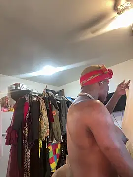 Motherbigbus online show from April 2, 8:59 pm