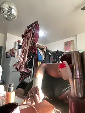 Motherbigbus online show from March 18, 2:52 pm