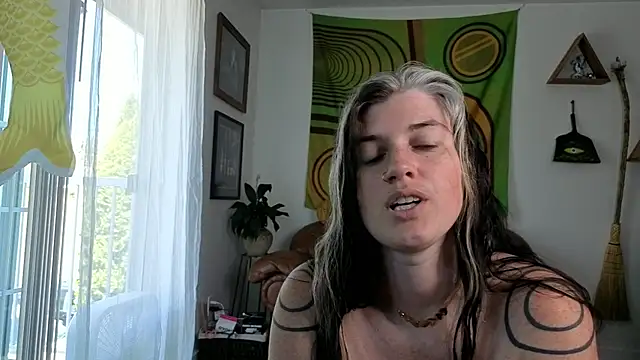 bruisedblossoms online show from July 8, 9:26 pm