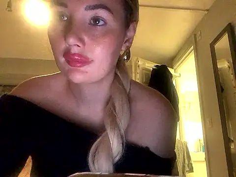 xoxohan11 online show from February 11, 7:58 pm