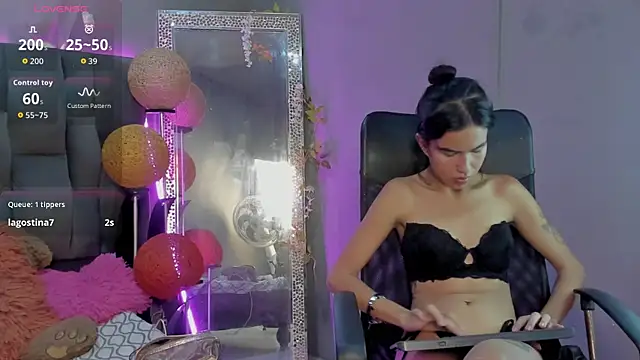 KatyaMonrroe online show from January 15, 9:51 pm