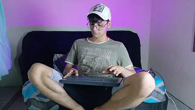 andrew dann online show from June 19, 9:09 pm