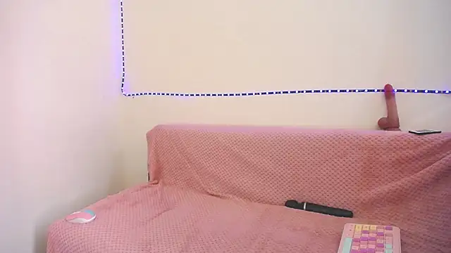 Kellybblue online show from January 9, 8:27 pm