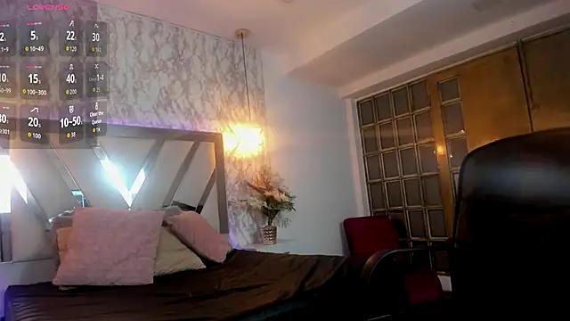 LILITH LIBELULA online show from November 26, 8:20 pm