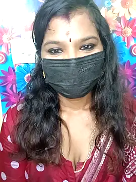 Snapshot of Premalatha_28 chatting on December 3, 6:18 pm Premalatha 28 online show from December 3, 6:18 pm