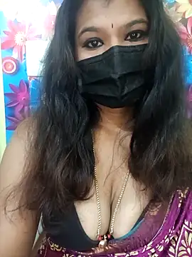 Snapshot of Premalatha_28 chatting on January 6, 6:01 pm Premalatha 28 online show from January 6, 6:01 pm