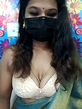 Snapshot of Premalatha_28 chatting on February 18, 5:53 pm Premalatha 28 online show from February 18, 5:53 pm