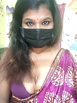 Snapshot of Premalatha_28 chatting on February 1, 6:06 pm Premalatha 28 online show from February 1, 6:06 pm