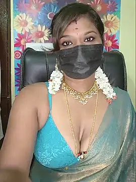 Snapshot of Premalatha_28 chatting on June 5, 5:40 pm Premalatha 28 online show from June 5, 5:40 pm