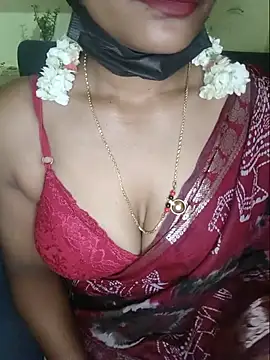Snapshot of Premalatha_28 chatting on July 23, 5:31 pm Premalatha 28 online show from July 23, 5:31 pm