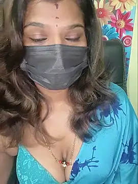 Snapshot of Premalatha_28 chatting on July 25, 5:41 pm Premalatha 28 online show from July 25, 5:41 pm