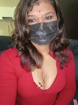 Snapshot of Premalatha_28 chatting on June 15, 4:50 pm Premalatha 28 online show from June 15, 4:50 pm