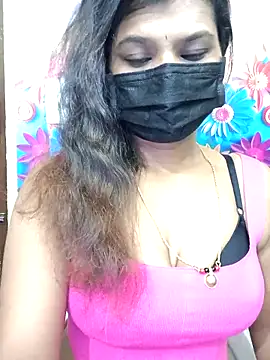 Snapshot of Premalatha_28 chatting on February 24, 7:15 pm Premalatha 28 online show from February 24, 7:15 pm