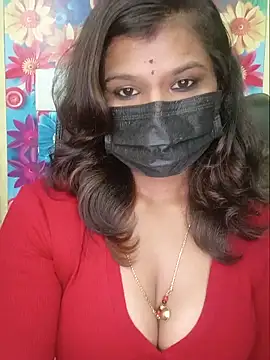 Snapshot of Premalatha_28 chatting on June 16, 4:56 am Premalatha 28 online show from June 16, 4:56 am