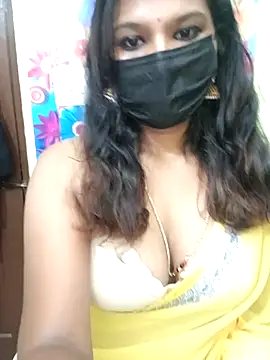 Snapshot of Premalatha_28 chatting on December 2, 6:20 pm Premalatha 28 online show from December 2, 6:20 pm