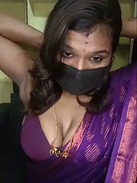 Snapshot of Premalatha_28 chatting on July 9, 4:50 pm Premalatha 28 online show from July 9, 4:50 pm