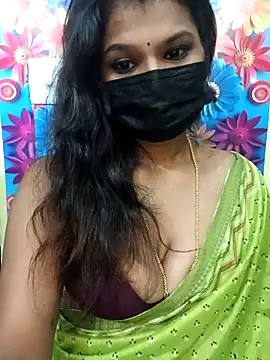 Snapshot of Premalatha_28 chatting on February 21, 3:47 pm Premalatha 28 online show from February 21, 3:47 pm
