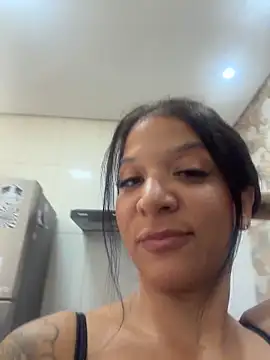Snapshot of biadominatrix chatting on May 2, 4:23 pm biadominatrix online show from May 2, 4:23 pm