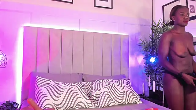 CandyVega  online show from November 27, 8:20 pm