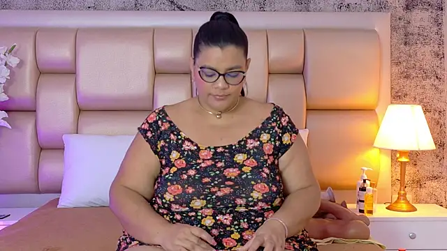 SelennaCooper online show from February 11, 11:43 am