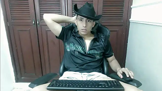 dannyt hot online show from November 18, 12:41 pm
