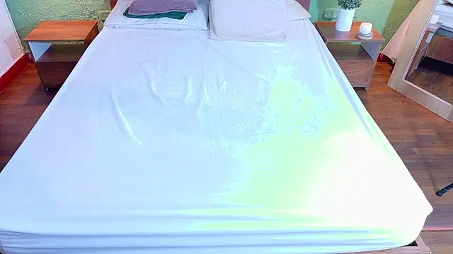 Secrett desiree online show from March 18, 3:31 am