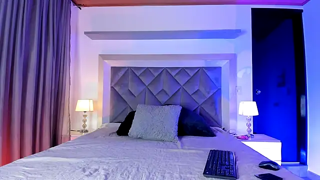 Celestee rosee online show from December 4, 7:46 pm