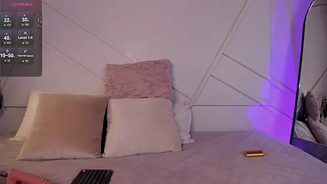 Sofi vega77 online show from March 28, 11:33 am