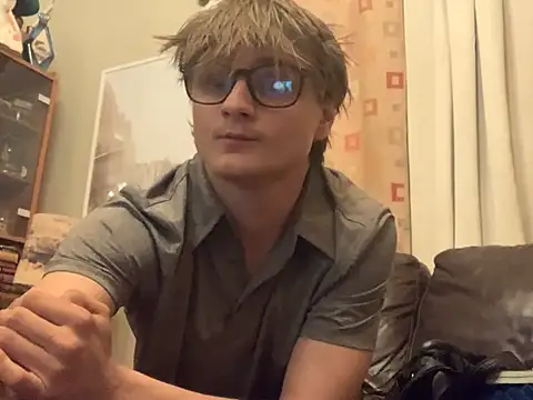 goodguybigD69 online show from April 14, 1:54 am