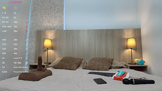 mature eva1 online show from February 8, 11:19 am