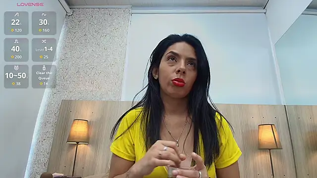 Snapshot of mature_eva1 chatting on June 17, 11:20 am mature eva1 online show from June 17, 11:20 am