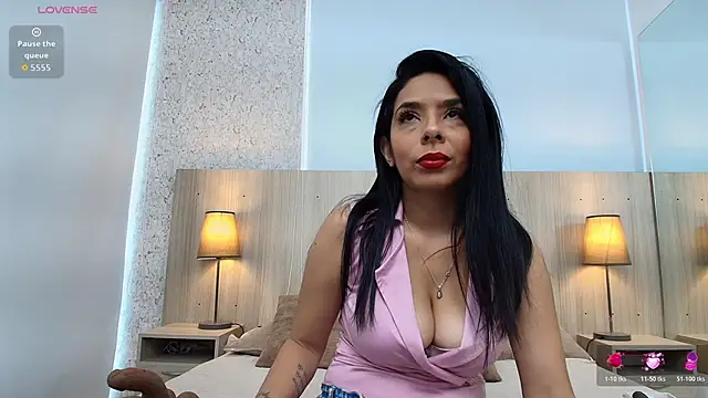 Snapshot of mature_eva1 chatting on June 21, 11:27 am mature eva1 online show from June 21, 11:27 am