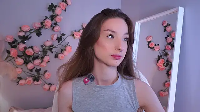 Snapshot of lexy_exe chatting on July 13, 8:52 pm lexy exe online show from July 13, 8:52 pm
