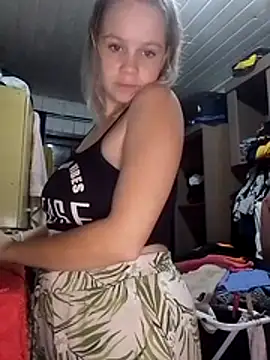 minagostosa123 online show from April 8, 12:01 am