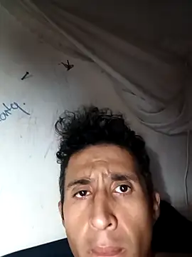 Snapshot of Deivis_cuu chatting on November 28, 2:17 pm Deivis cuu online show from November 28, 2:17 pm