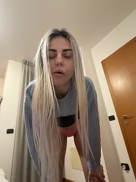 feliciafelon online show from March 12, 8:02 pm