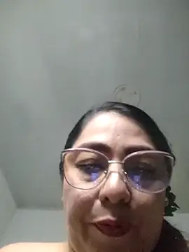 Snapshot of __Nahomi chatting on December 4, 8:41 pm Nahomi online show from December 4, 8:41 pm