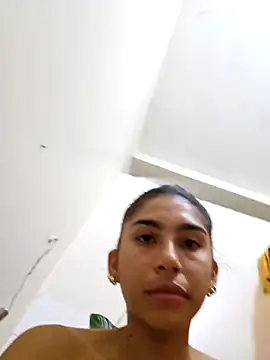 skinnyrox online show from February 13, 2:22 am