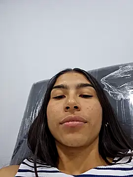 skinnyrox online show from December 15, 7:20 pm