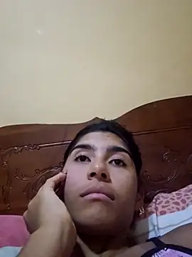 skinnyrox online show from April 14, 2:49 am