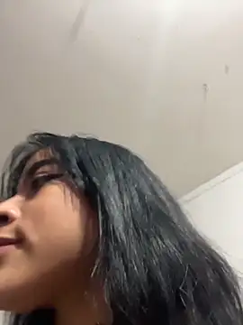 Snapshot of Sophie_wyld chatting on November 22, 12:32 am Sophie wyld online show from November 22, 12:32 am