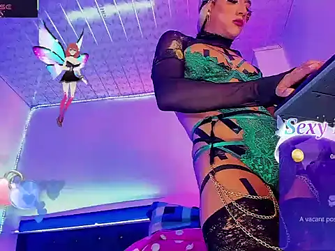 Snapshot of cristal_stormy chatting on January 12, 6:36 pm cristal stormy online show from January 12, 6:36 pm