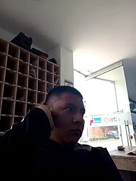 Jeison0323 online show from March 25, 5:23 pm