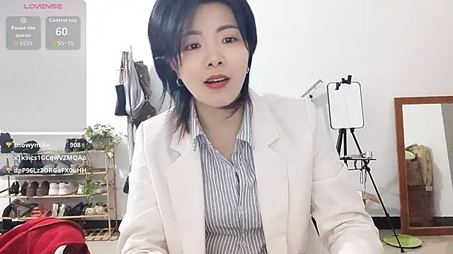 adele8731 online show from December 3, 12:37 pm