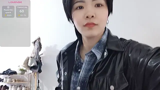 adele8731 online show from December 20, 5:32 am