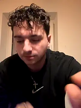 lukassmiile online show from November 16, 3:33 am