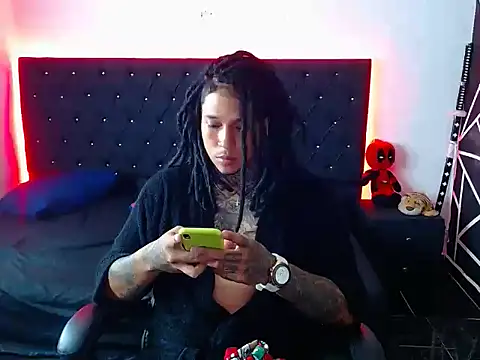 Zero-X9 online show from February 9, 9:57 pm