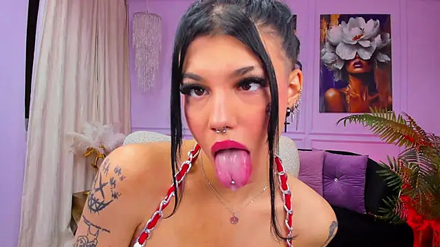 YasminWild online show from January 16, 4:49 am