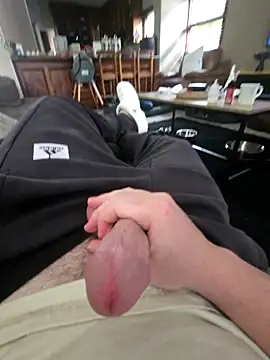 Snapshot of Cheekoy06 chatting on November 16, 12:10 pm Cheekoy06 online show from November 16, 12:10 pm